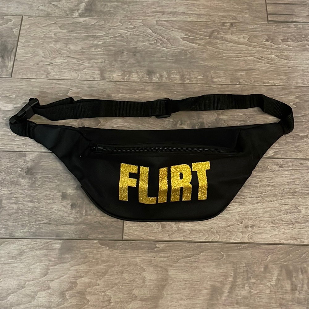 Flirt Fanny Pack